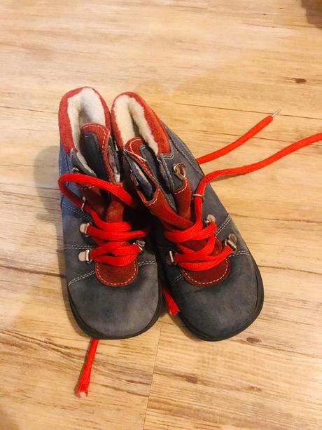 Prechodné šnurovacie topánky, 26