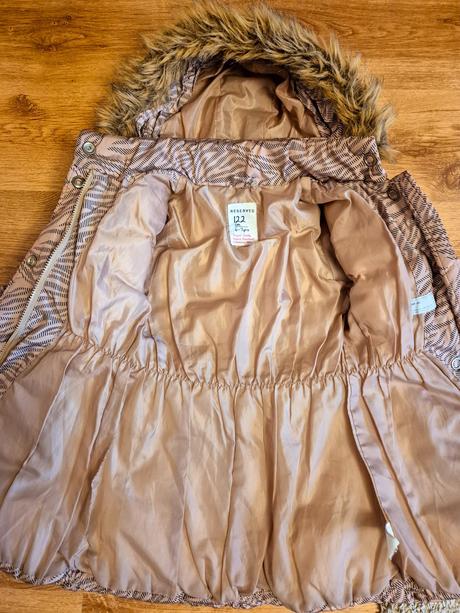 Zimna bunda 122, reserved,122