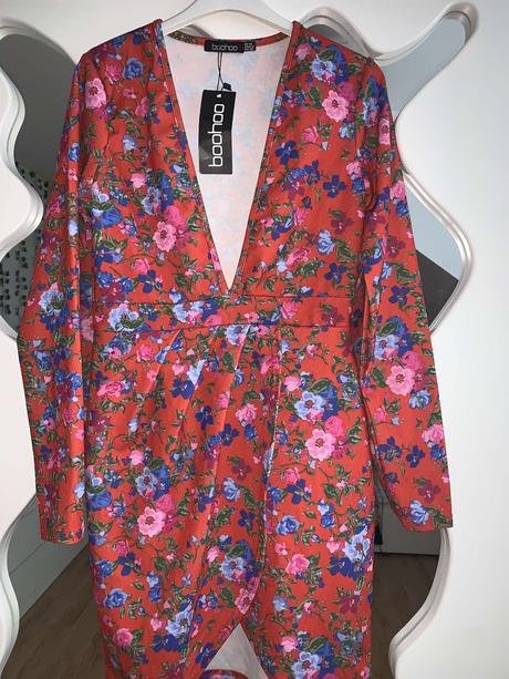 Šaty boohoo 34/36, 34 / 36 / s / xs