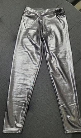 Hrubé metalické legíny, 146