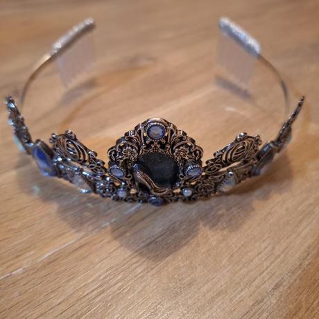 Walt disney korunka a carovna svietiaca palicka, 