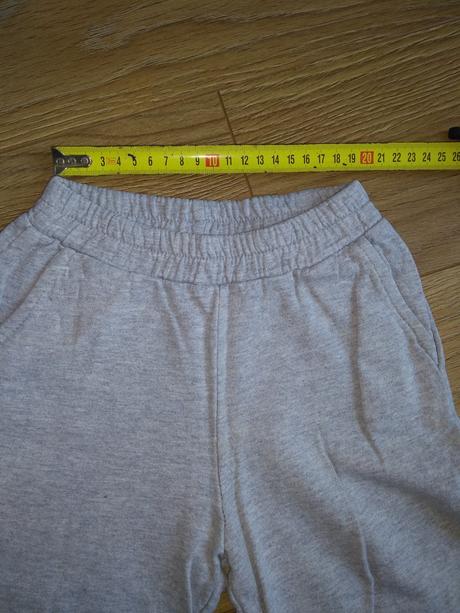 Tepláky  98, sanrio,98