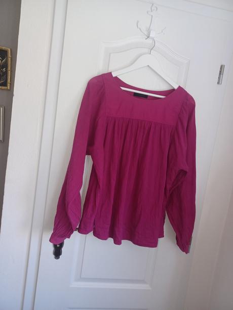 Bruuns bazár bluzka pc 99eur, xl