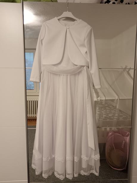 Šaty na 1.š.prijímanie, 158