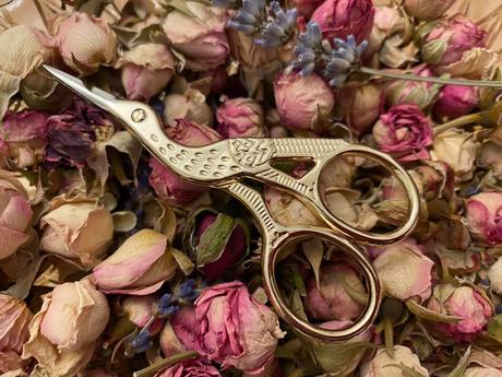 Vintage nožnice jemne zlaté - 12 cm,