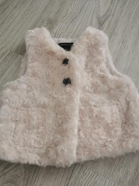 Vesta 18-24 mesiacov, calvin klein,92