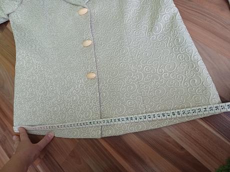 Slávnostné sako, 40