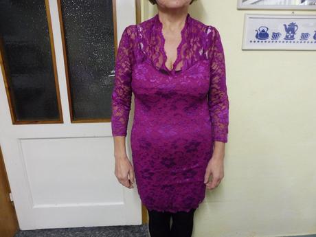 Spoločenské krajkové šaty, jane,40