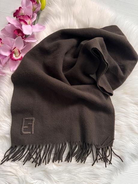 Fendi - vlnený šál,