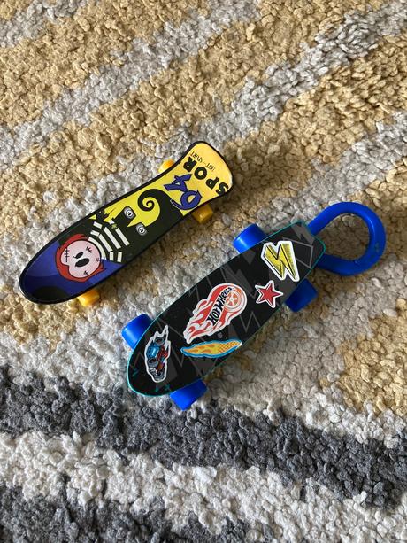 Iron man panáčik a skejty, 