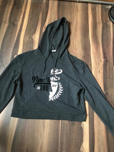 Mikina, atmosphere,m