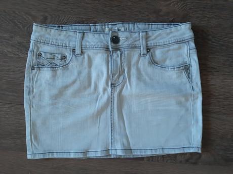 2 ks sukničky-1 gratis., hollister,38