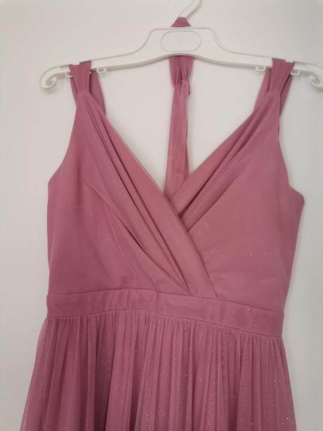 Slávnostné šaty, 36