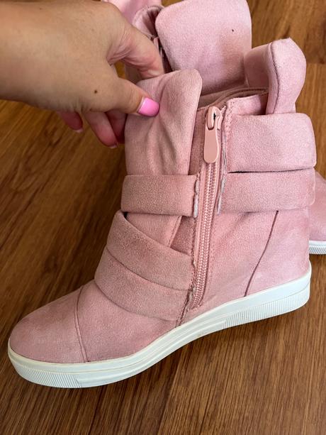 Kotníkové tenisky, 37