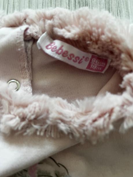 Ružový top s obrazkom, 86