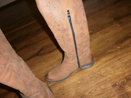 Cizmy hit terajsej jari, 39