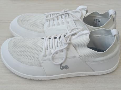 Swift - all white 44 y122, be lenka,44