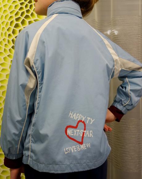 Tenka dievcenska bunda, 128