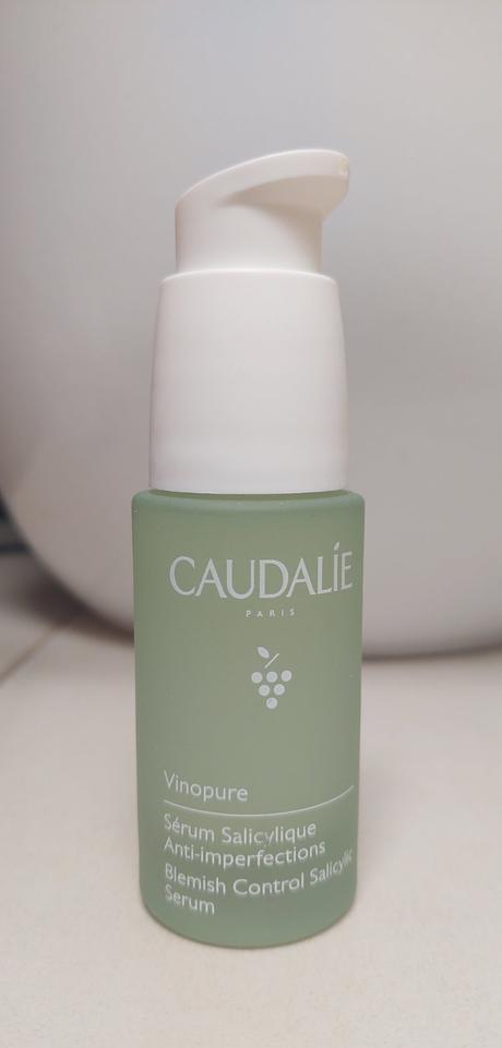 Nove kremy caudalie,
