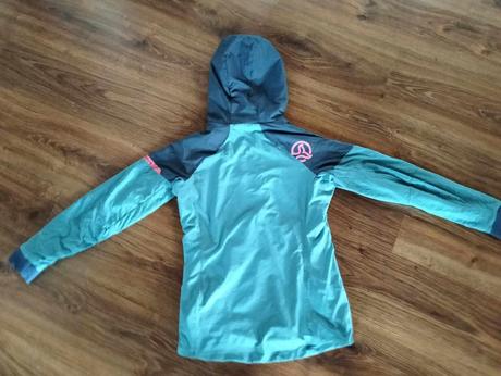 Šuštiaková bunda ternua, xs