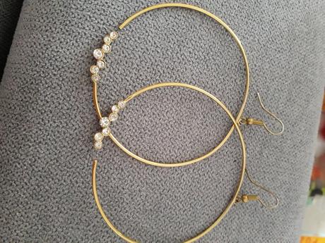 Náušnice bižutéria valentín výpredaj akcia 3ks/ 1e,