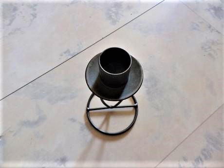 Elegantný svietnik, 