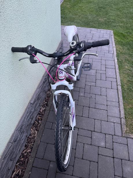 Bicykel rock machine catherine 24, 24