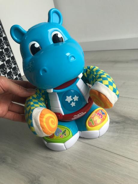 Tancujuci ineraktivny hroch,