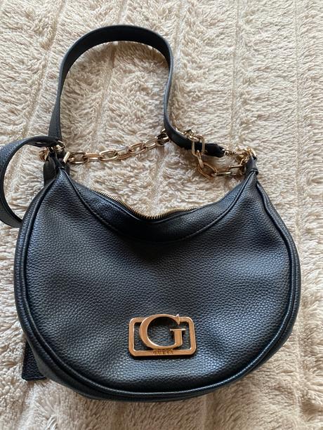 Kabelka guess, guess