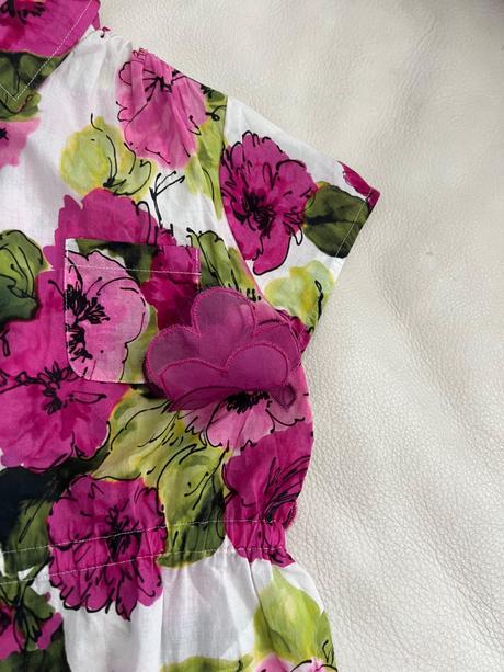 Dolce&gabbana vel.8, 128