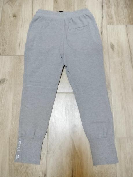 Teplaky, reserved,152