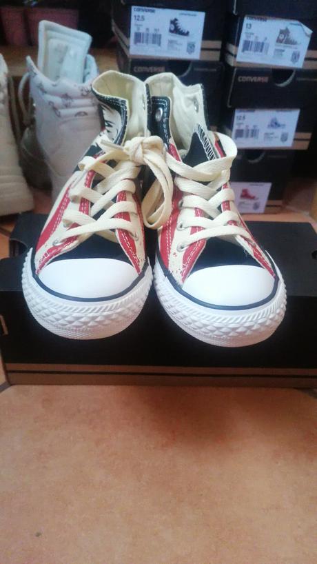 Converse vel. 31, converse,31