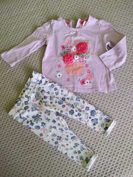 Tričko a nohavice, 74