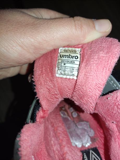 Zateplené topanky, umbro,30