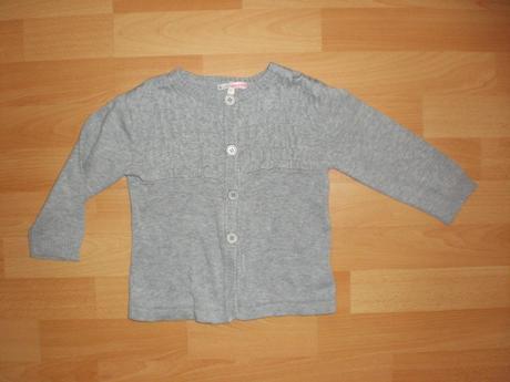 Dievčenský svetrík, 92