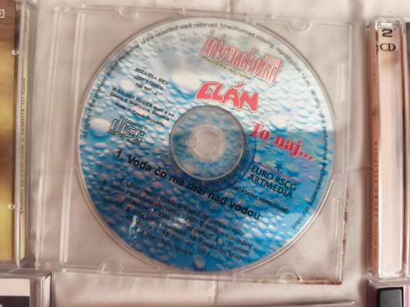 Cd rôzne,