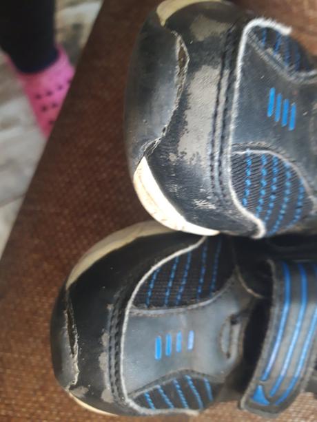 Chlapčenské tenisky, 31