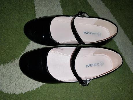 Lakovky, graceland,35