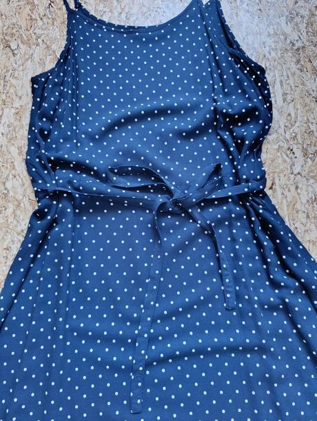 Dámske letné šaty, m