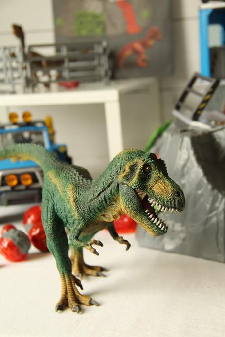 Schleich 42564 sopka + 41464 vozidlo s výbehom, 