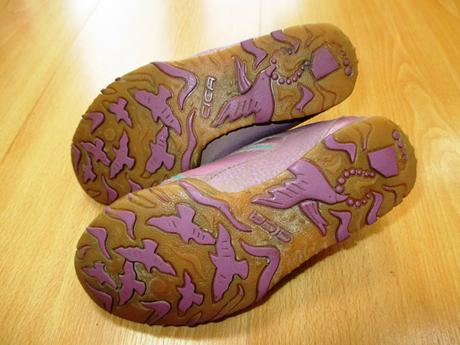 Blikajuce topanocky, clarks,28