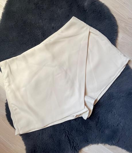 Bežove šortky skort kraťasy s vysokym pasom shein, m