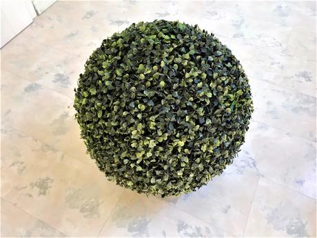 Veľká krušpánová guľa, 