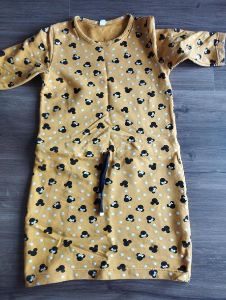 Šaty pre dievčatá, 146