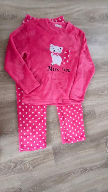 Flísové domáce oblečenie pyžamo, 146