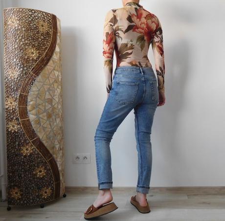 Body kvietkované vzor pružné +rifle,, s