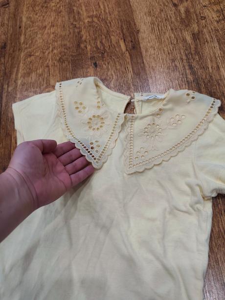 Tričko s krásnym golierom, reserved,140