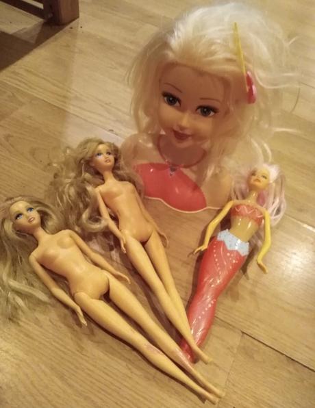 Barbie a cesacia hlava,