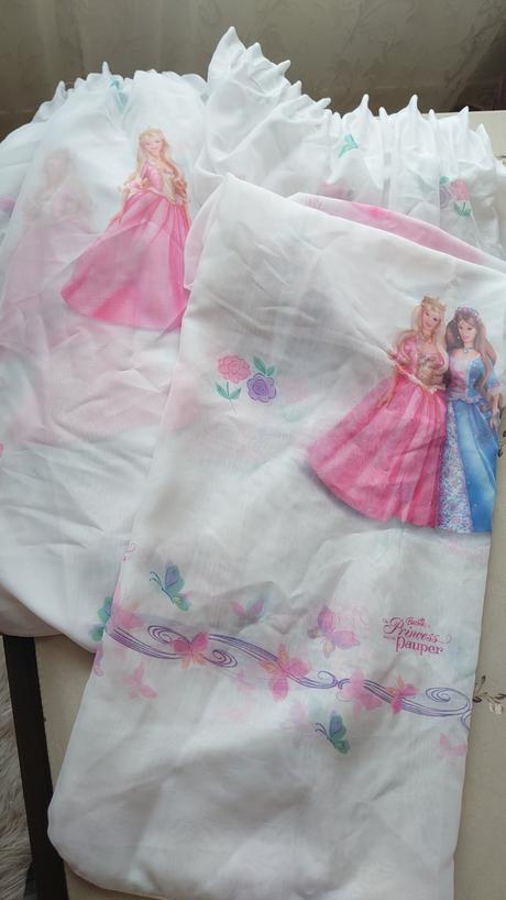 Nádherné záclony barbie, 