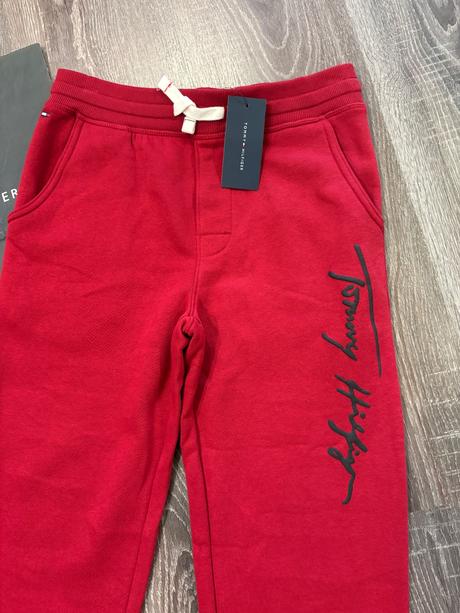 Tommy hilfiger nove detske teplaky na 10-12 rokov, tommy hilfiger,140
